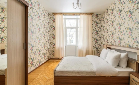 г Санкт-Петербург, ул Новгородская, д 25