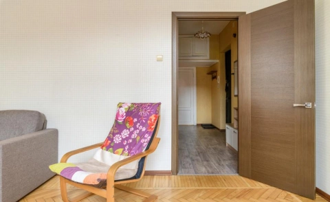 г Санкт-Петербург, ул Новгородская, д 25
