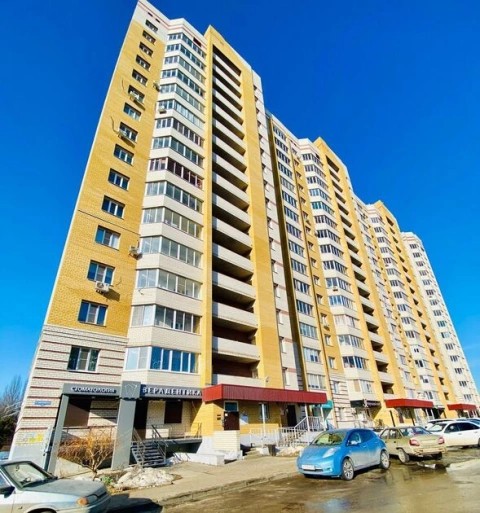 г Тамбов, ул Мичуринская, д 142 к 1