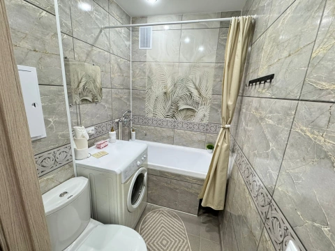 Красноярский край, г Ачинск, мкр 1-й, д 30
