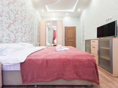 г Санкт-Петербург, ул Марата, д 22-24