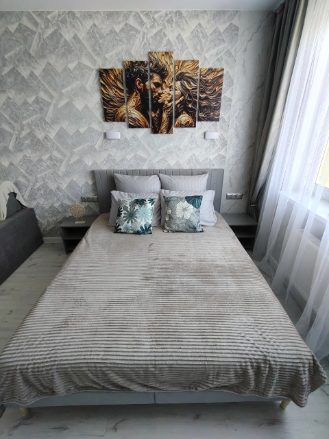 г Курск, ул Энгельса, д 158, кв 2