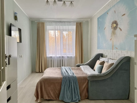г Санкт-Петербург, г Кронштадт, ул Станюковича, д 1/9