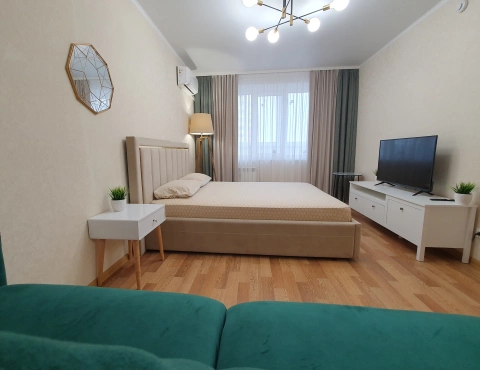 Респ Татарстан, г Альметьевск, пр-кт Строителей, д 80