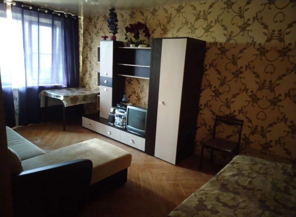 Сахарова 1