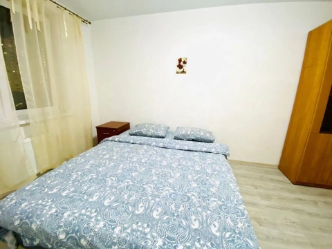 г Москва, р-н Троицк, Нововатутинский пр-кт, д 13, кв 80