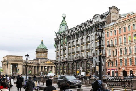 г Санкт-Петербург, ул Итальянская, д 1