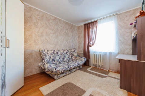 г Екатеринбург, ул Крауля, д 82