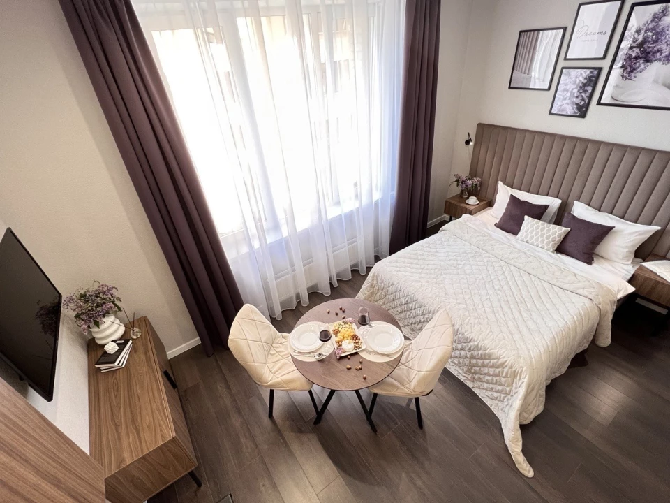 APARTMENTS FOR BUSINESS PEOPLE