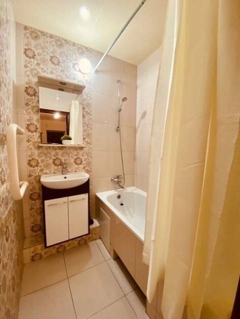 г Тамбов, ул Мичуринская, д 142 к 3