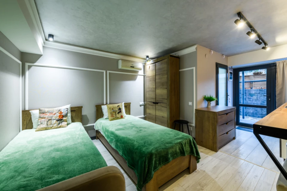 Студия "Green Oplot Apartments
