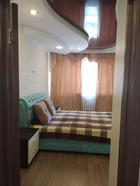 г Тюмень, ул Мельникайте, д 144