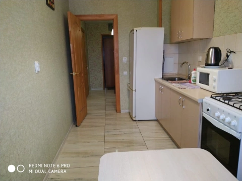 г Ярославль, Московский пр-кт, д 82 к 2, кв 2