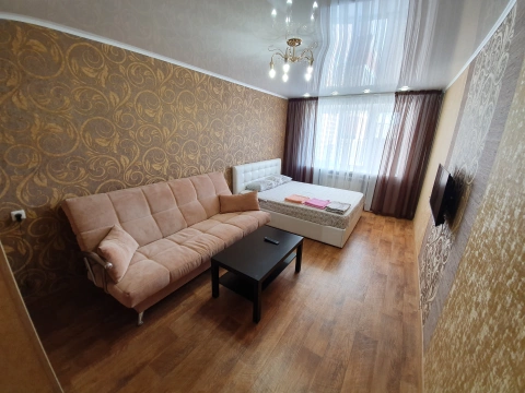 Респ Татарстан, г Альметьевск, ул Ленина, д 104Б