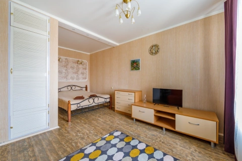 г Екатеринбург, ул 8 Марта, д 194