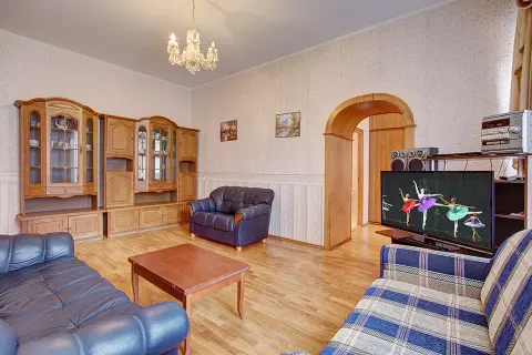 г Санкт-Петербург, Невский пр-кт, д 81