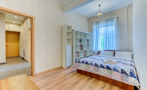 г Санкт-Петербург, ул Радищева, д 42