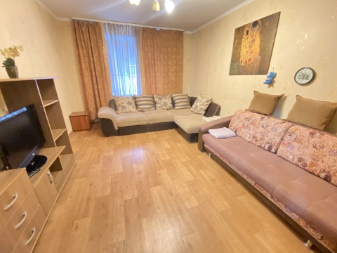 г Казань, ул Сибгата Хакима, д 37