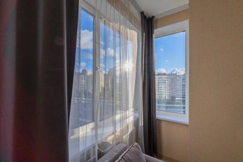г Санкт-Петербург, Пулковское шоссе, д 14 стр 6, кв 82