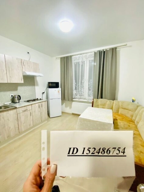 г Москва, р-н Троицк, ул 3-я Нововатутинская, д 8, кв 802