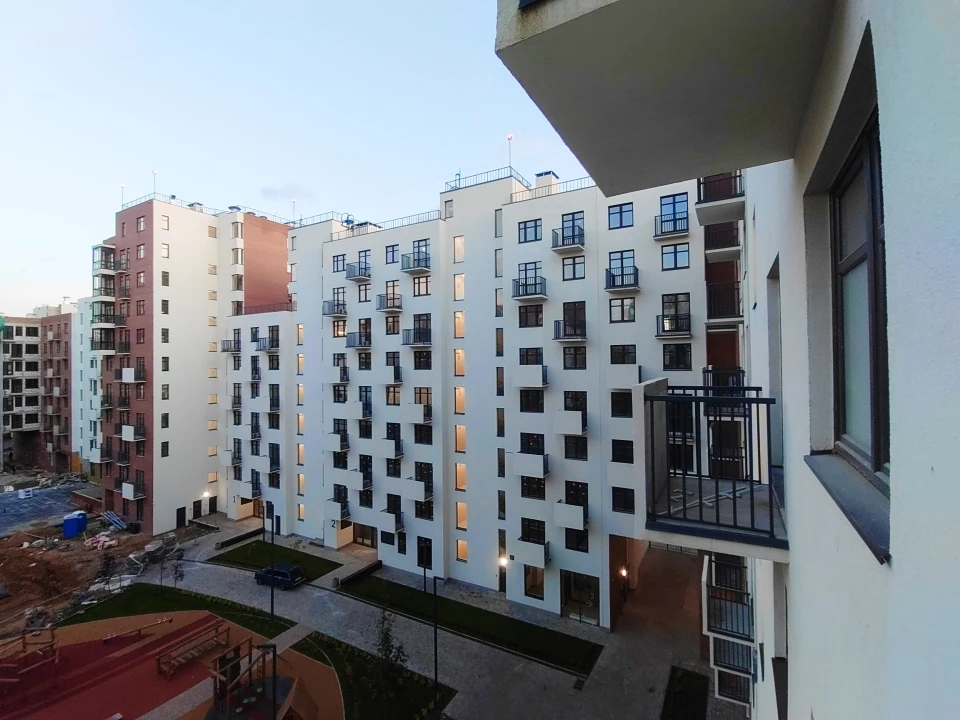 Студия Grey 1
