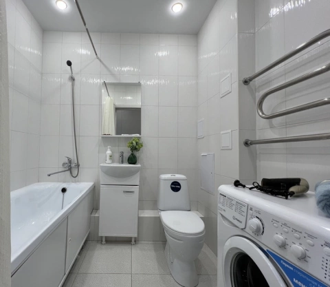 г Иркутск, ул Пискунова, д 136, кв 154