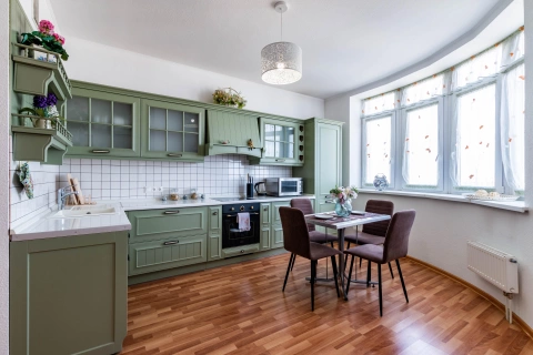 г Екатеринбург, ул 8 Марта, д 190