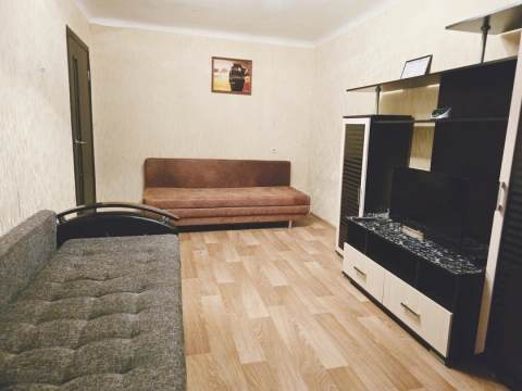 г Казань, ул Красной Позиции, д 33