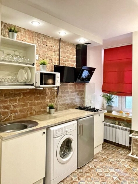 г Санкт-Петербург, ул Кирочная, д 32-34