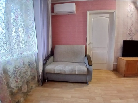 Самарская обл, г Тольятти, ул Ленинградская, д 35