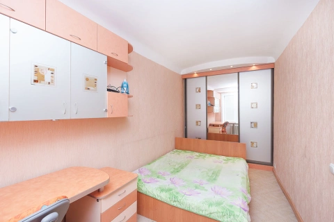 г Новосибирск, ул Ватутина, д 23