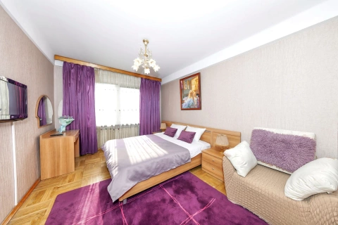 г Санкт-Петербург, ул Передовиков, д 11 к 1