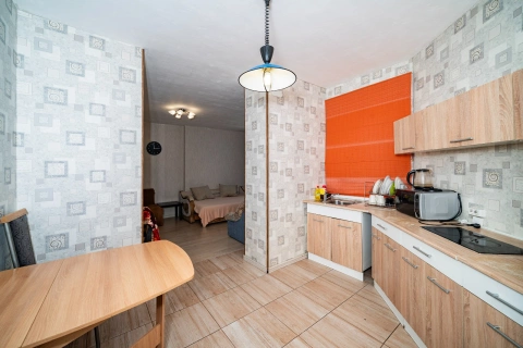 г Екатеринбург, ул Братская, д 27 к 3