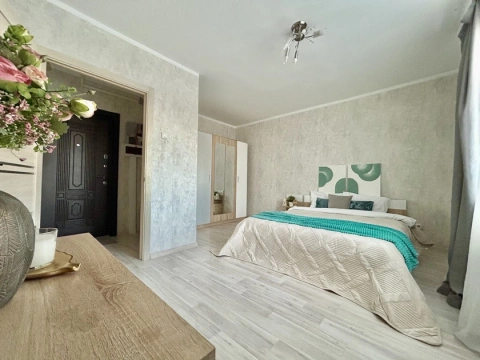 г Москва, р-н Троицк, ул 3-я Нововатутинская, д 13 к 2, кв 139