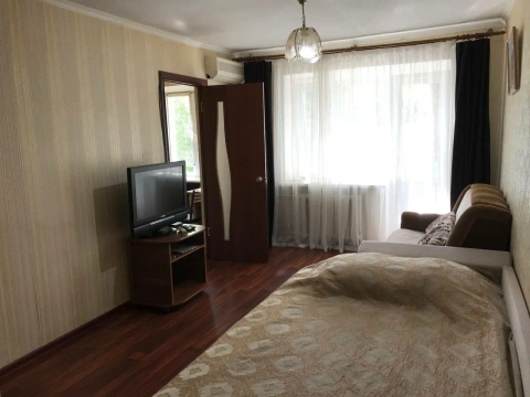 Ставропольский край, г Минеральные Воды, пр-кт Карла Маркса, д 78, кв 1