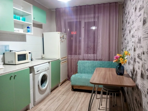 г Екатеринбург, ул Учителей, д 8/1