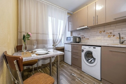 г Новосибирск, ул Челюскинцев, д 44