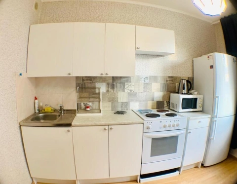 г Москва, р-н Троицк, Нововатутинский пр-кт, д 11, кв 23