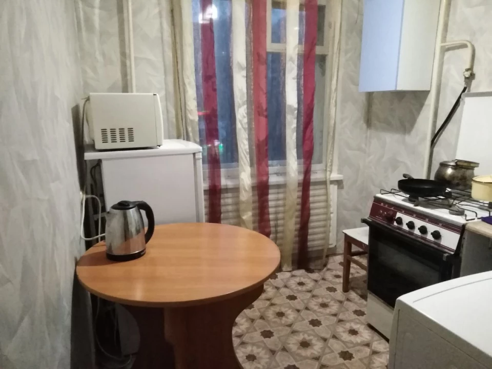 Орджоникидзе 10