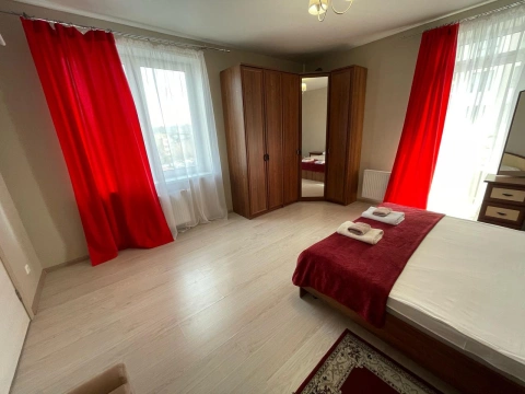г Челябинск, ул Дзержинского, д 82