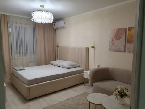 Респ Татарстан, г Альметьевск, пр-кт Строителей, д 80