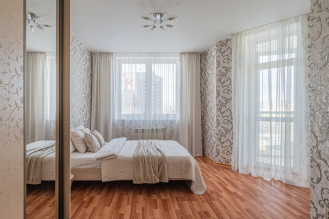 г Екатеринбург, ул Юлиуса Фучика, д 3