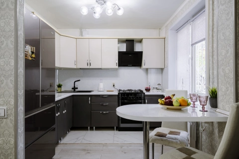 г Астрахань, ул Савушкина, д 37 к 1