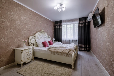 г Астрахань, ул Савушкина, д 37 к 1