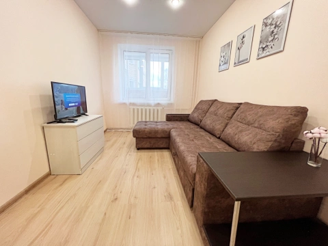 г Киров, ул Гороховская, д 81