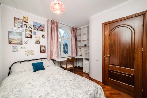 г Москва, р-н Коммунарка, деревня Летово, ул Василия Бутурлина, д 108