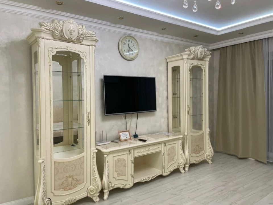 Квартира на Чичерина 37