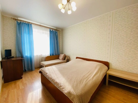 г Тамбов, ул Мичуринская, д 142 к 1