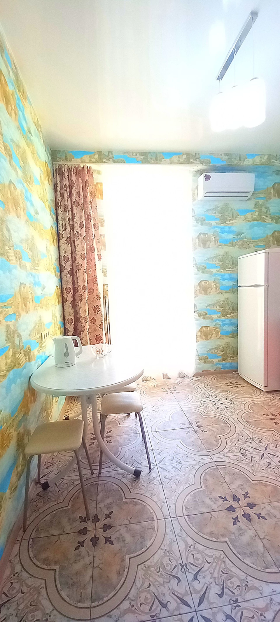 Квартира в 50 метрах от моря и