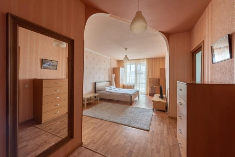г Екатеринбург, Красный пер, д 5 к 1